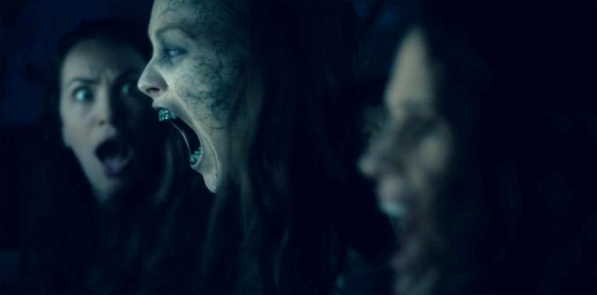 عمارت تسخیر شده بلای