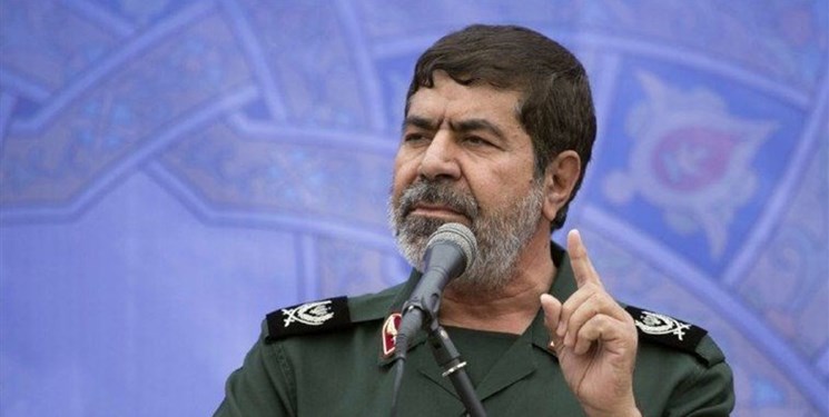 دشمن در فضای مجازی با تصویرسازی غلط درصدد وارونه نشان دادن واقعیت است