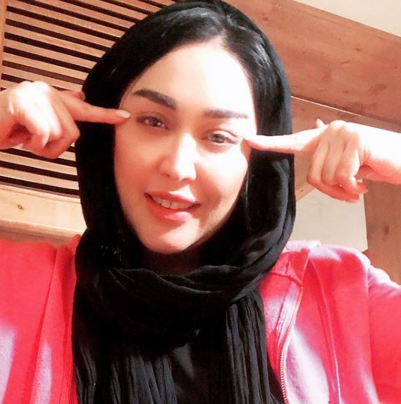 سارا منجزی پور