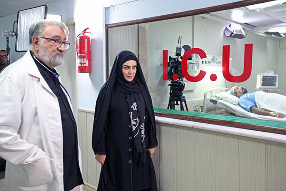 
امیرحسین صدیق روی تخت بیمارستان
