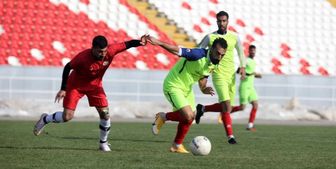 دیدار تدارکاتی تیم فوتبال پدیده پیش از بازی با پرسپولیس 