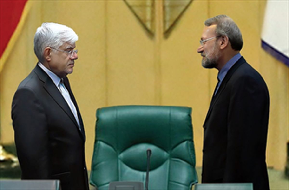 روزنامه زنجیره ای برای لاریجانی خط و نشان کشید!