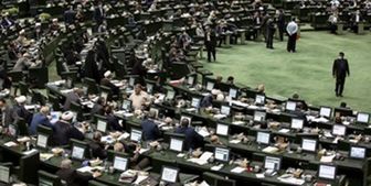 حضور رئیس جمهور و هیات دولت برای دیدار با نمایندگان مجلس