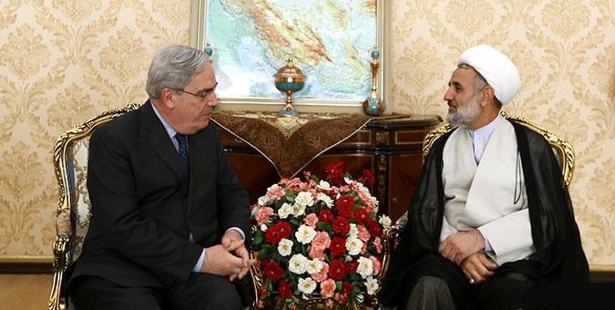 گفت‌وگوی ذوالنوری با سفیر فرانسه در تهران 