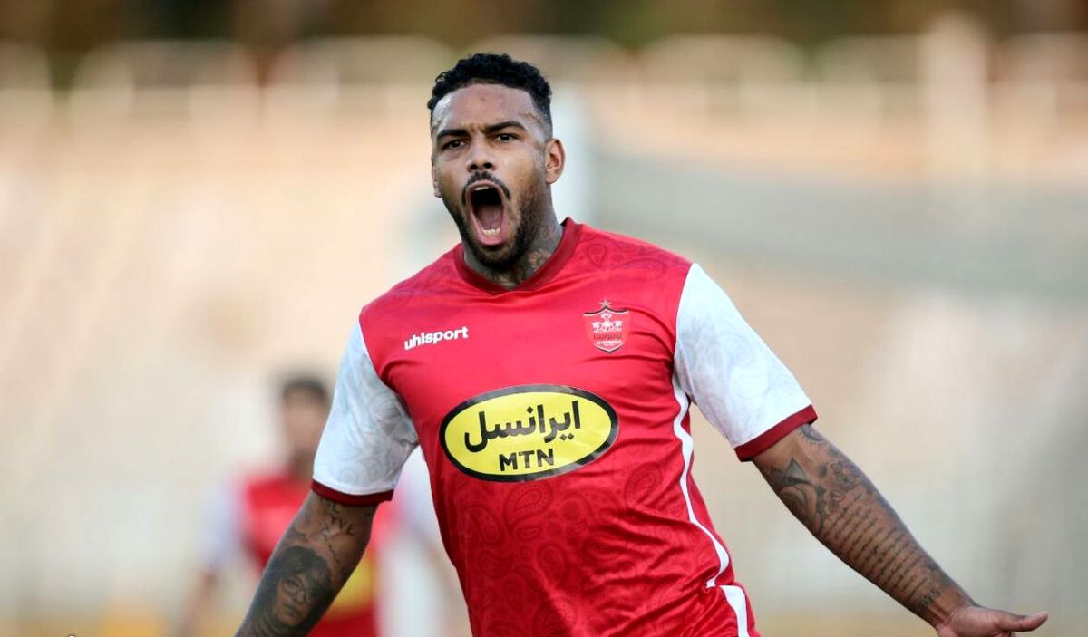 استوری آسانسوری گلزن پرسپولیس 
