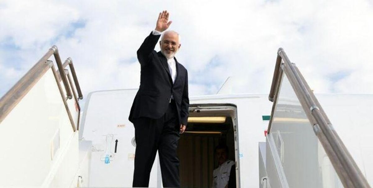 ظریف راهی آستانه شد