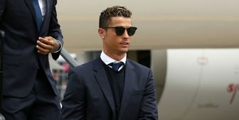 رونالدو سوار بر ماشین فوق لاکچری اش+ عکس