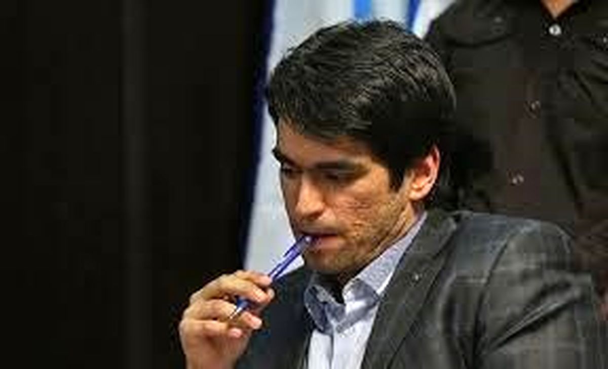 بیمارستان دانشگاه آزاد هم به مازندرانی گواهی ایست قلبی نداد!