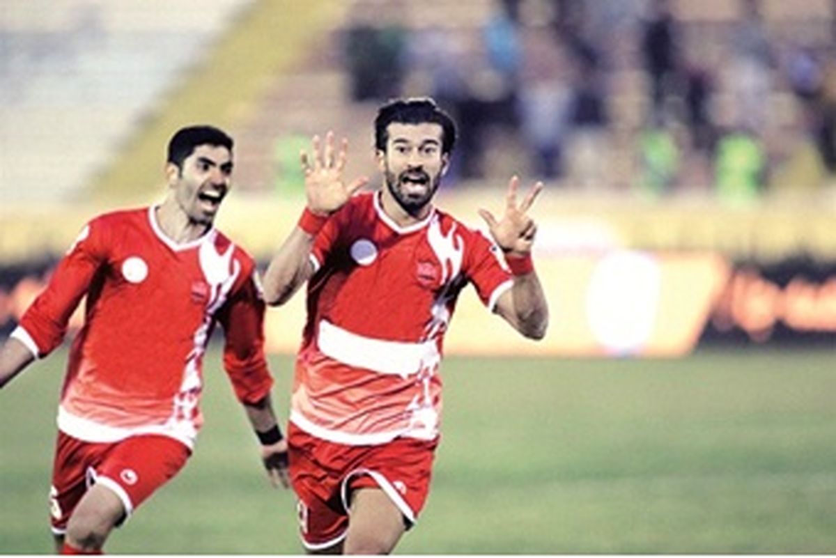 هافبک پرسپولیس:خوشحالم سوشا مکانی را ندیدم!