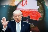 ترامپ با پیراهن تیم ملی ایران در ورزشگاه لس‌آنجلس