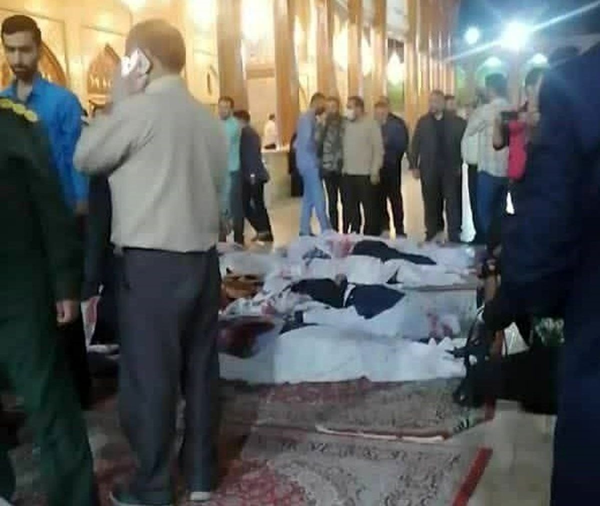 لحظه ورود فرد تروریست به حرم شاهچراغ +فیلم