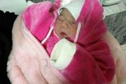 کشف
نوزاد تازه متولدشده در سطل زباله + عکس
