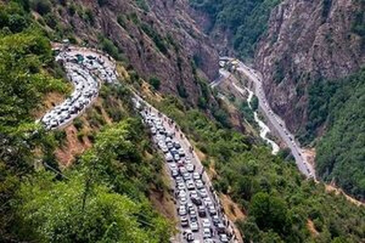 ترافیک سنگین در برخی مقاطع محورهای شمالی
