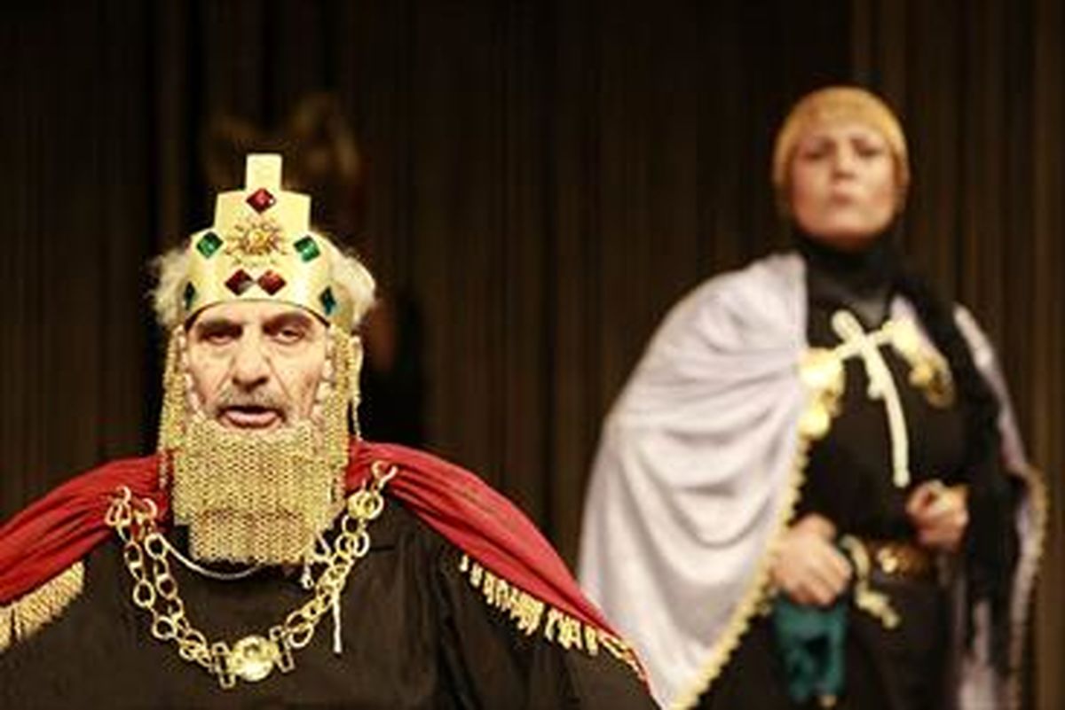 امپراتوری ساسانی ۱۳ آبان سرنگون می‌شود