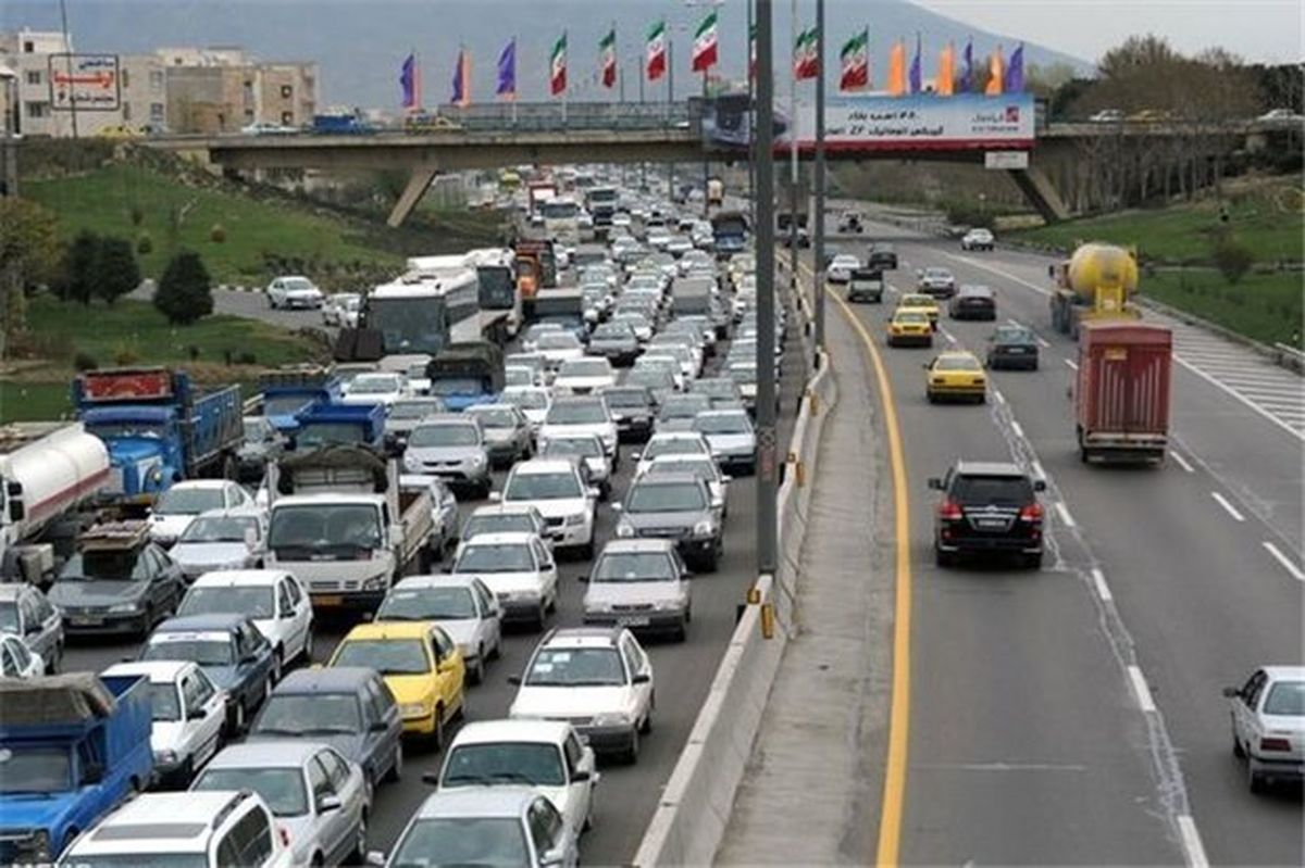 در شهر تهران زحمات زیادی کشیده شده است