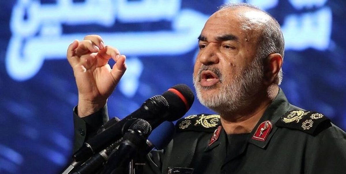 سرلشکر سلامی: 8 سال دفاع مقدس یک جنگ جهانی علیه ایران بود