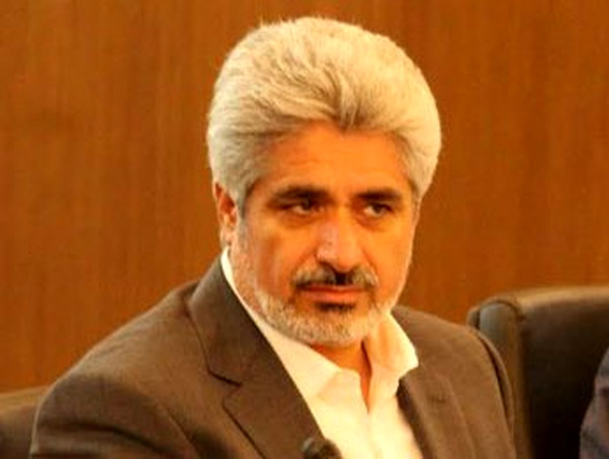 اجرای سیاست های اقتصاد مقاومتی راه حل رفع رکود است