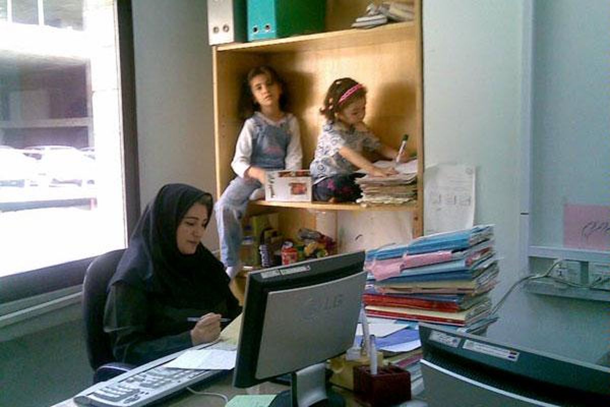جایگاه مادران شاغل در ایران کجا است؟