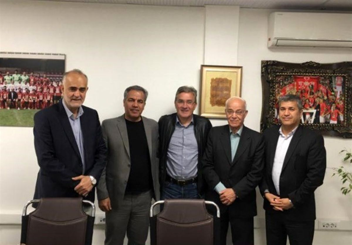 اقدام عجیب باشگاه پرسپولیس برای جذب مربی خارجی