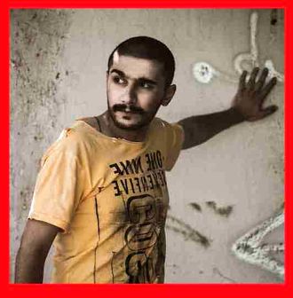 بازیگر سریال زندگی زیباست: مرخصی سربازی گرفتم و بازیگر شدم!