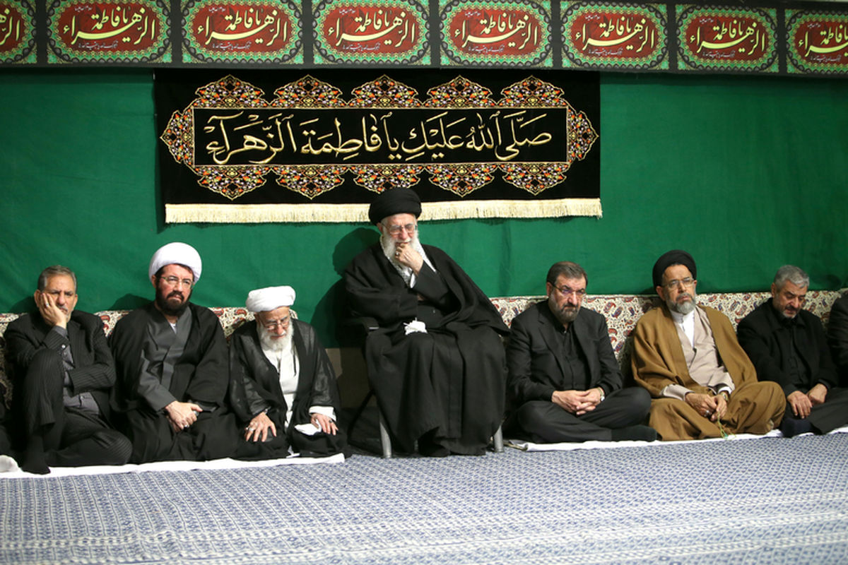برگزاری مراسم عزاداری شام شهادت حضرت فاطمه (س) در حسینیه امام خمینی(ره)