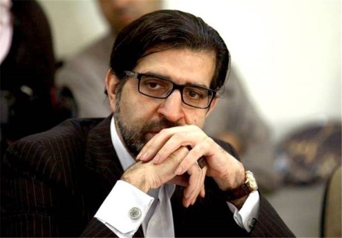  کسی را می‌شناسم که اسم عارف را بدون وضو نمی‌برد اما امروز به او هتاکی می‌کند!