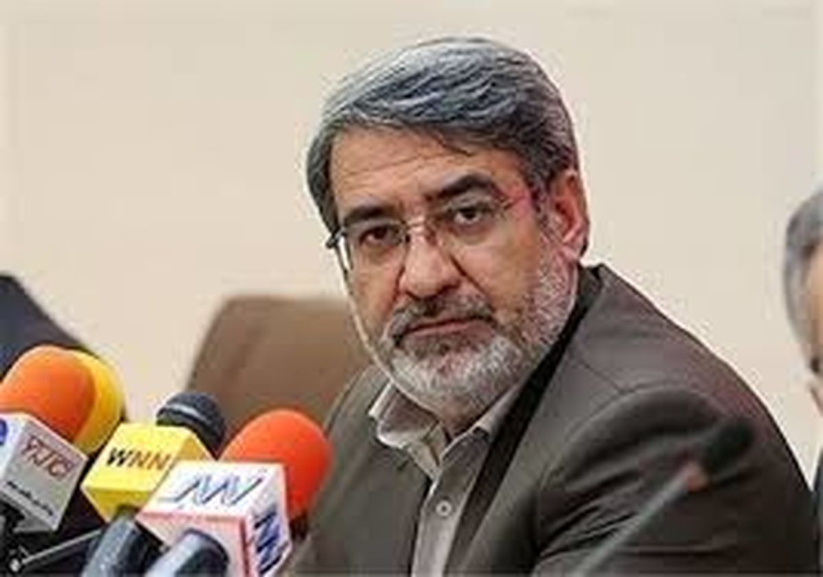 وزرای تعاون و کشور در صحن مجلس