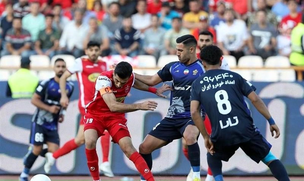 اعتراض استقلال به داور بازی پرسپولیس
