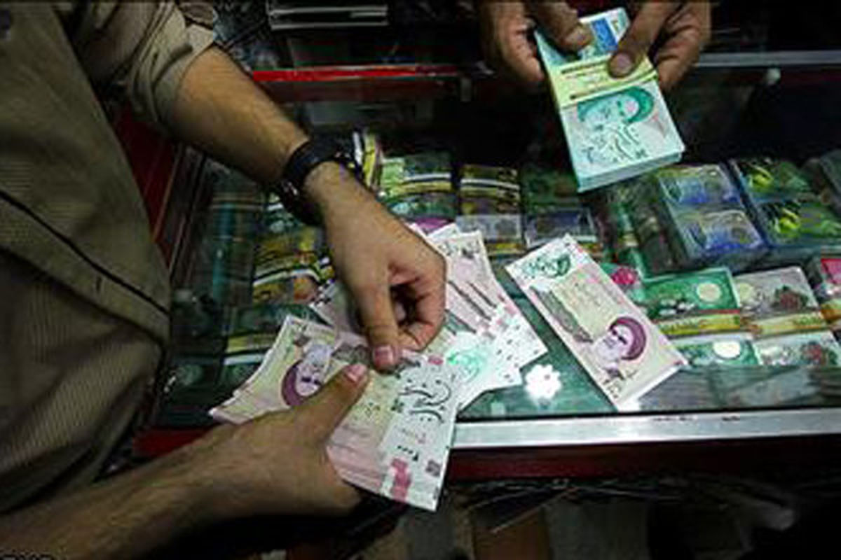 توزیع اسکناس نو در ۵۰ شعبه منتخب آغاز شد 