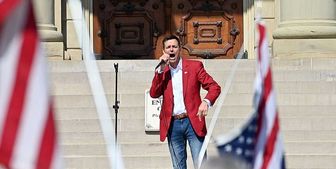 بازداشت یک نامزد انتخاباتی در آمریکا 