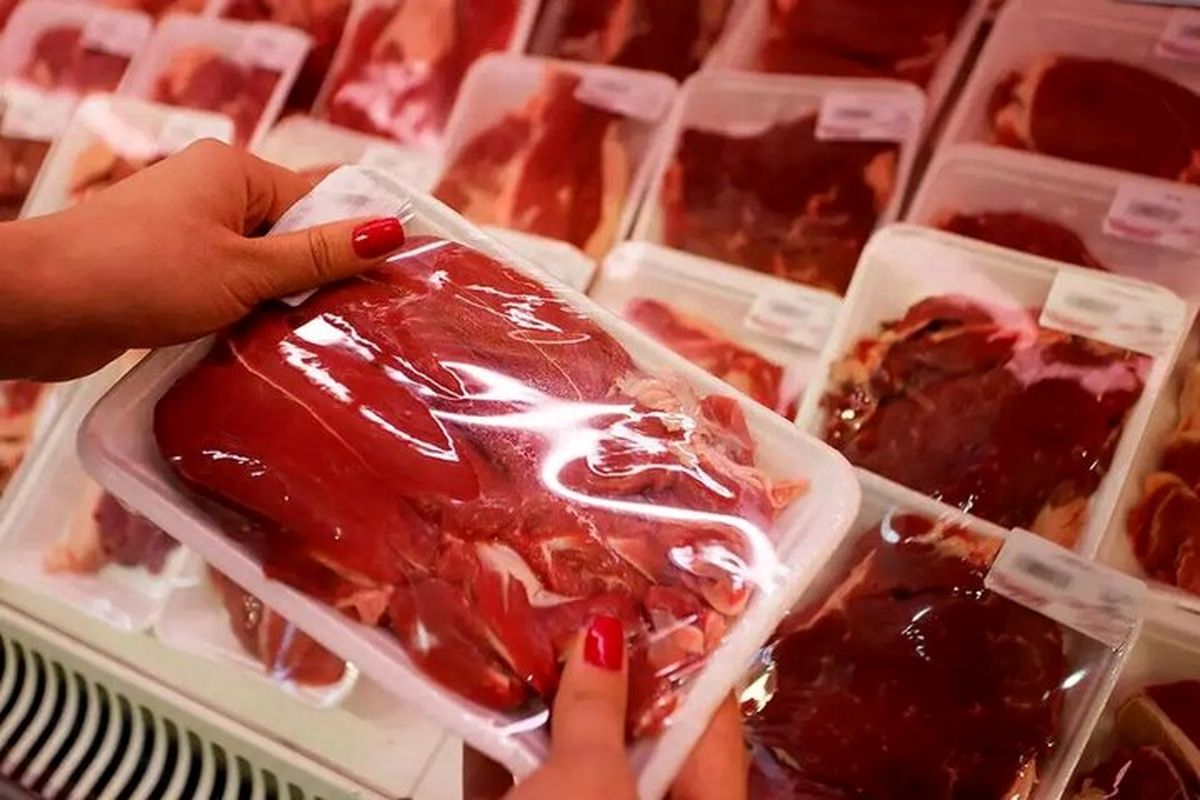 اختلاف قیمت ۲۵ درصدی گوشت گوسفندی در میادین میوه نسبت به سطح شهر