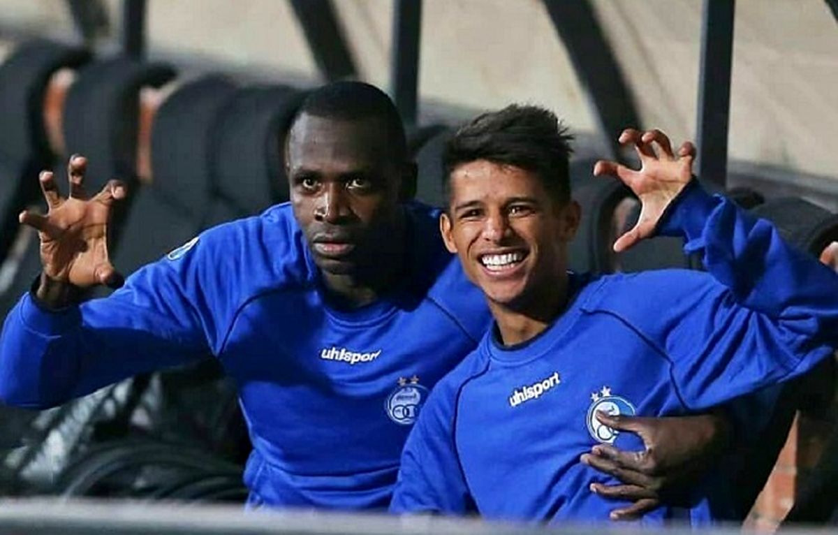 مهاجمان استقلال در دربی 94 مقابل پرسپولیس