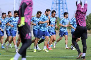 تمرین شاگردان رحمتی برای آخرین بازی+ عکس