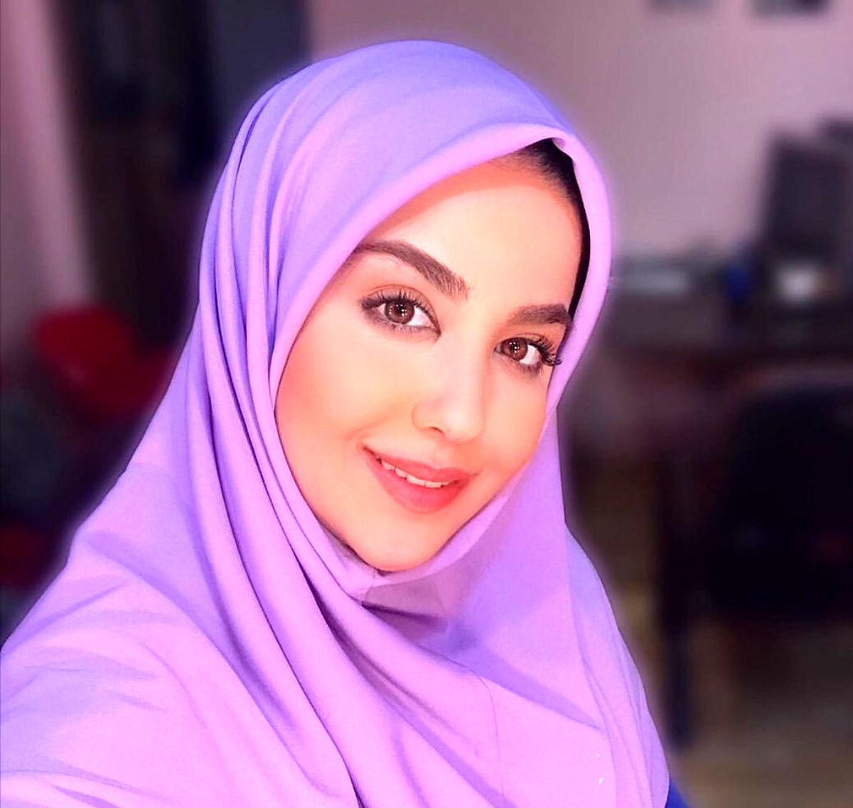 قهقهه های خانم مجری در روز تولدش/ عکس