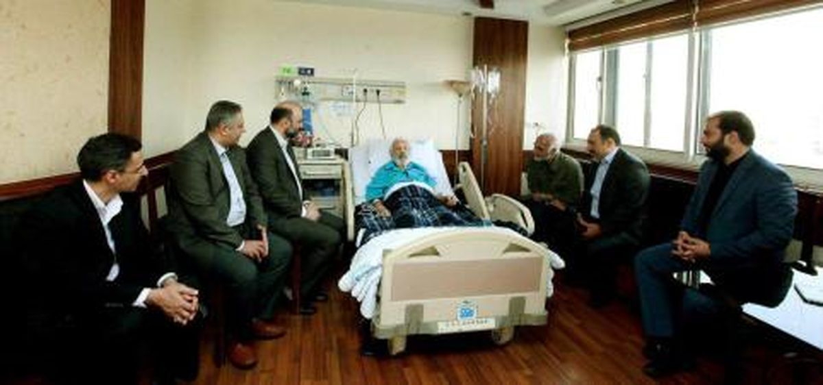 مدیران سیما از مشایخی عیادت کردند
