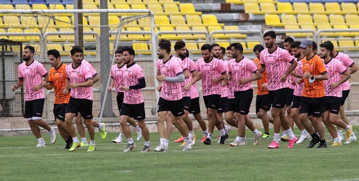 تمدید قرارداد پرسپولیسی‌ها به جز دو بازیکن
