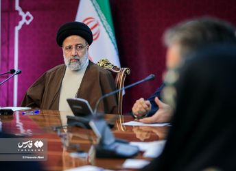 نشست رئیس جمهور با جمعی از اصناف و بازاریان/گزراش تصویری