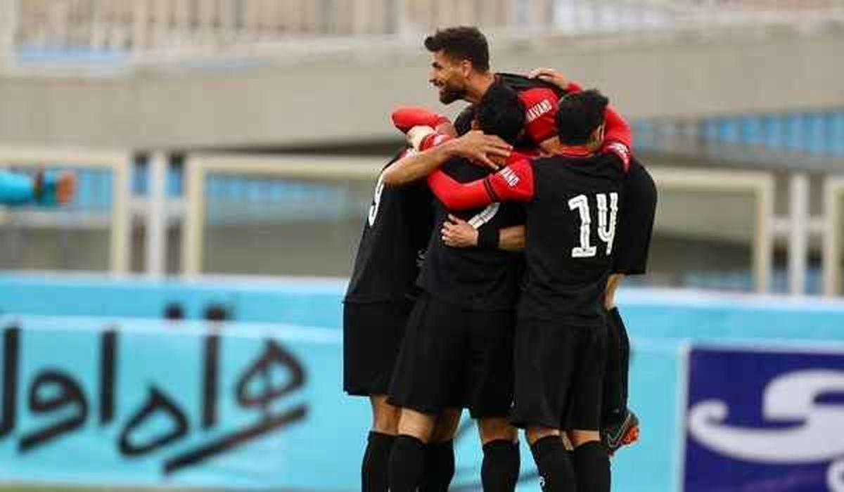 تاریخ و ساعت بازی پرسپولیس و گل گهر در هفته چهارم لیگ برتر
