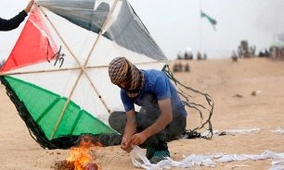 حمله پهپادی صهیونیست‌ها به عاملان بادبادک‌های آتش‌زا در شمال غزه