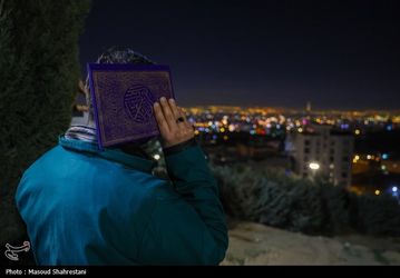 شب قدر در کهف الشهدا/ گزارش تصویری