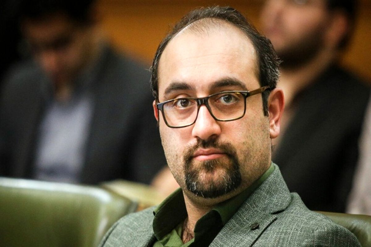 آیا شورای شهر تهران با استعفای حجت نظری موافقت کرد؟
