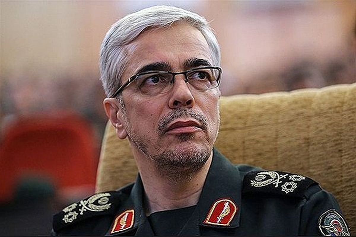 تحرکات نیروهای فرامنطقه‌ای در آبهای سرزمینی ایران غیرقانونی است