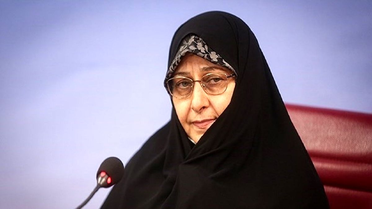 زنان در خط مقدم جنگ ترکیبی