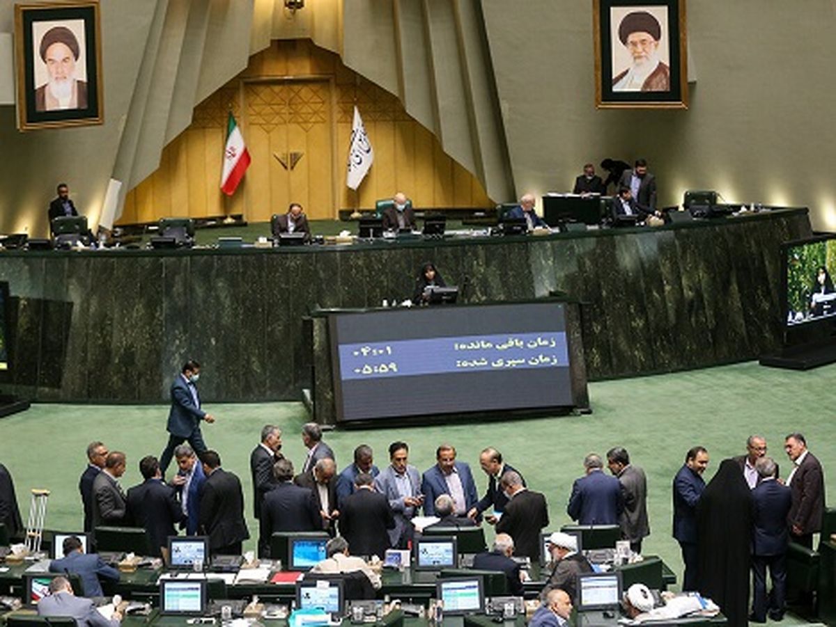 کمیسیون اصل نود نحوه اجرای «قانون اقدام راهبردی برای لغو تحریم‌ها» را بررسی می‌کند