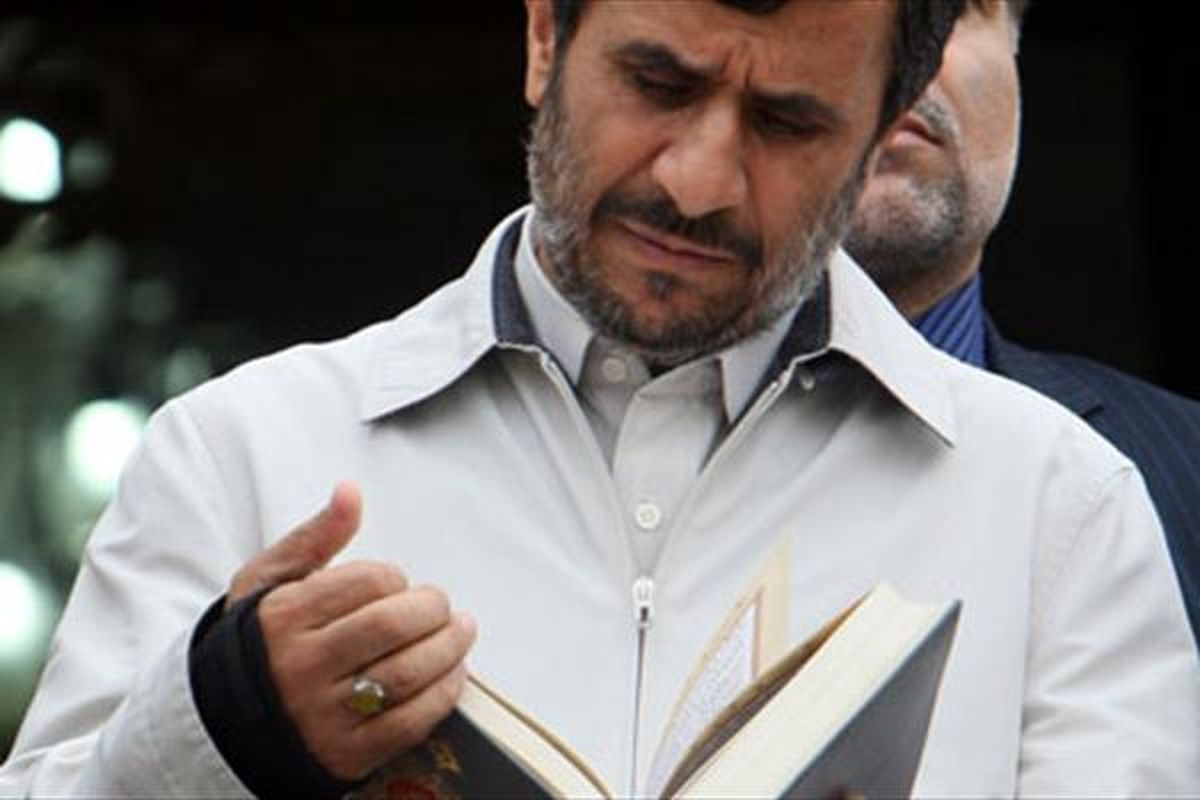 ماجرای احمدی نژاد تمام شد؟/آقا حرف درگوشی با کسی ندارد