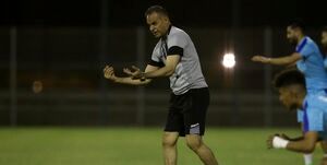 یک استقلالی در کادرفنی مطهری
