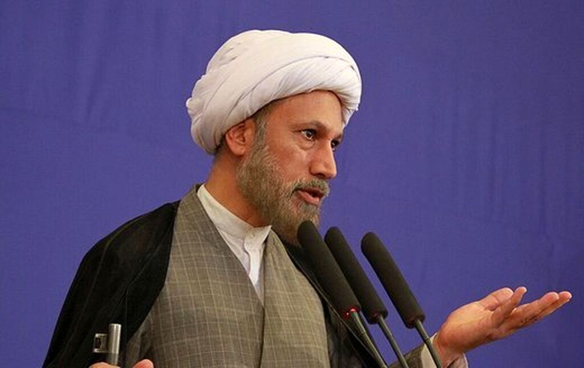 
کشورهای اطراف که امروز برای ما قیافه می گیرند، کشور نبودند و جزء یکی از استان‌های ما بودند