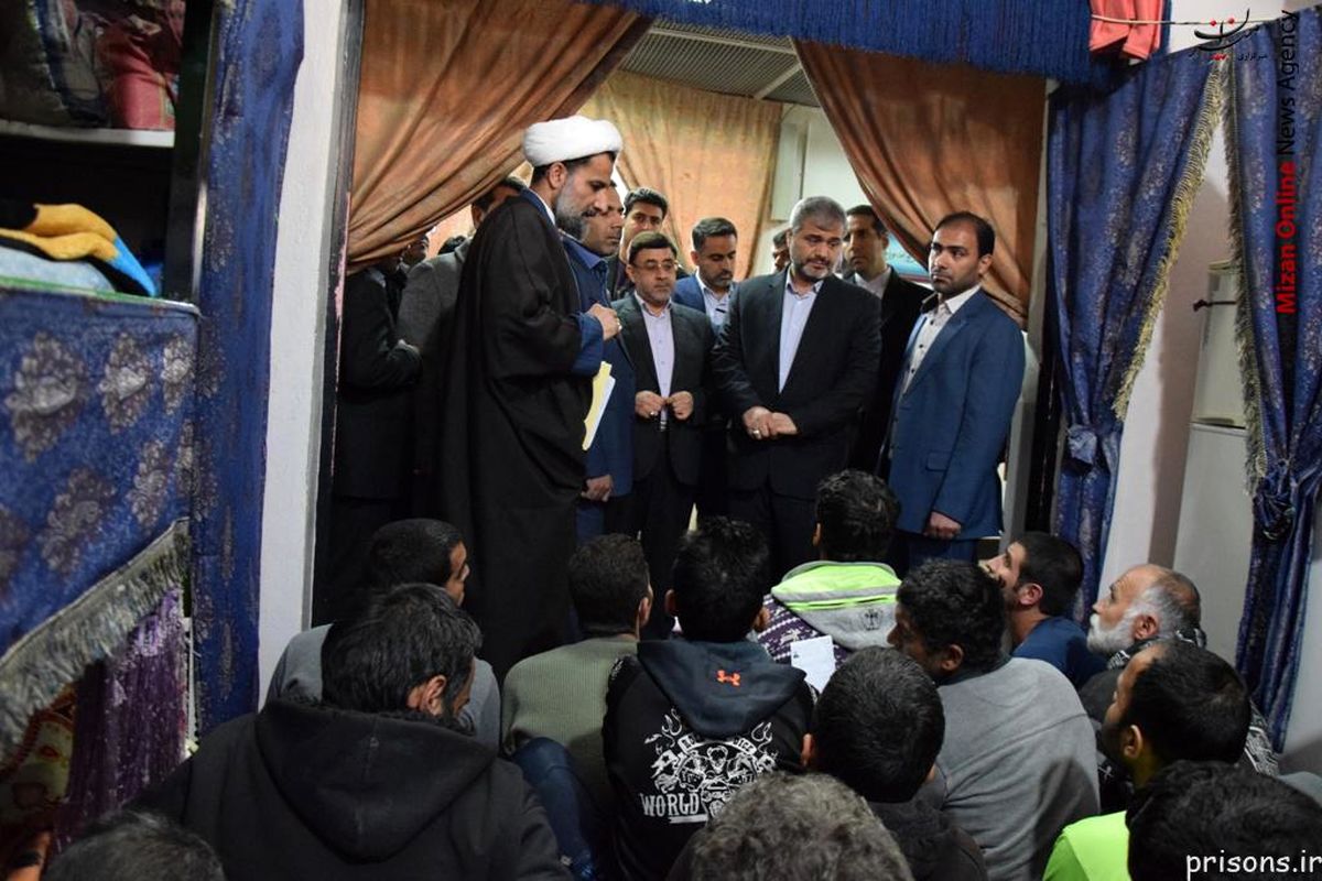 آزادی مشروط تعدادی از زندانیان ندامتگاه تهران بزرگ
