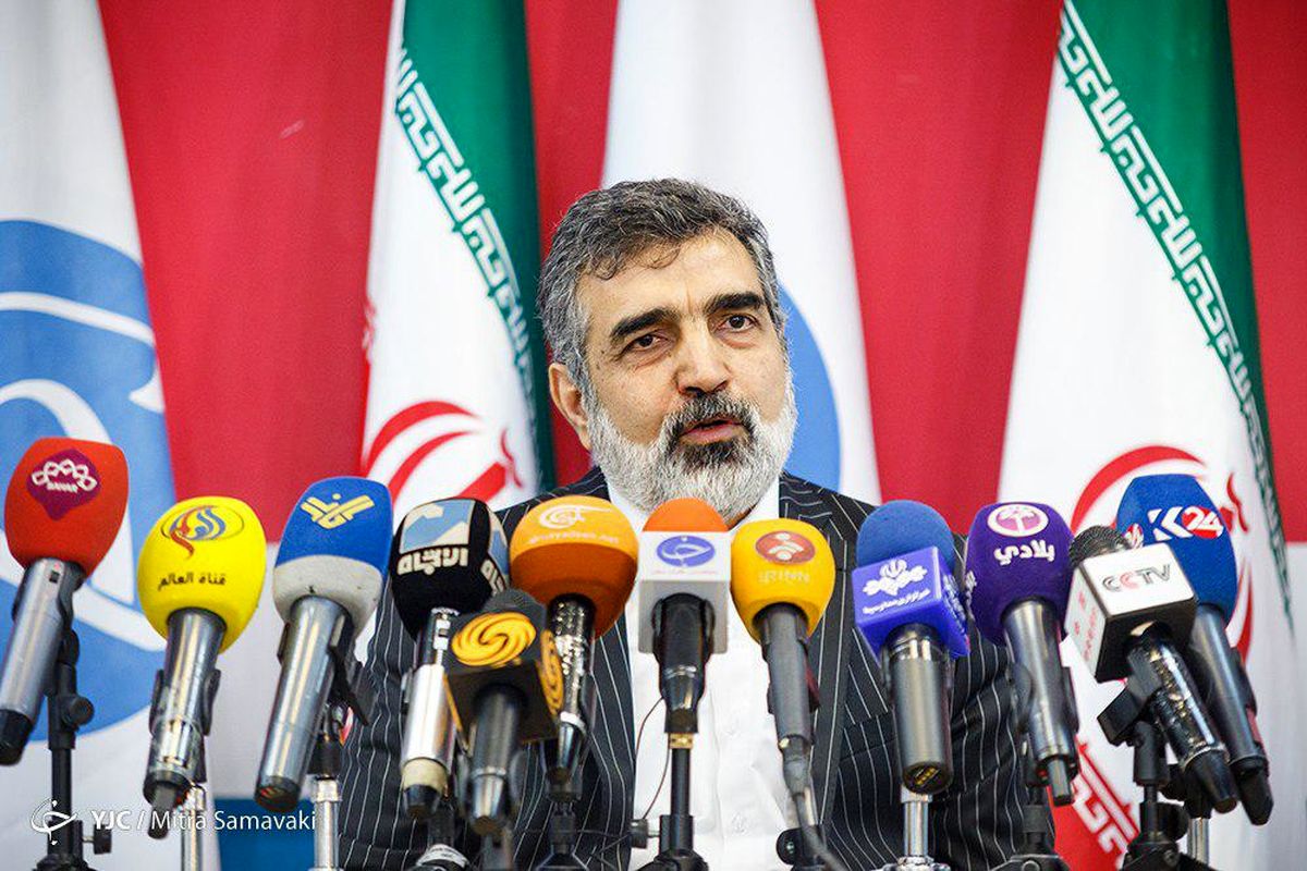 گام سوم کاهش تعهدات برجامی، تا یک ماه دیگر