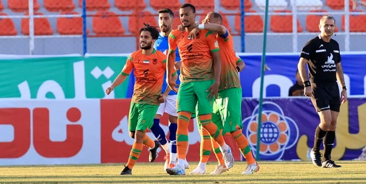 شاگردان ربیعی در تعقیب بزرگان لیگ